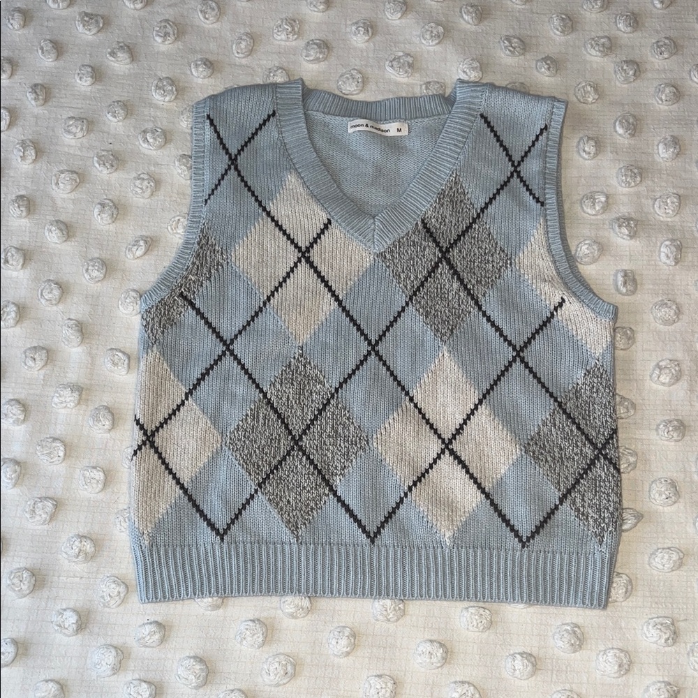 Moon & Madison Argyle Knit Vest in Blue and Gray